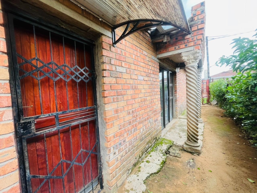 4 Bedroom Property for Sale in Grasslands Free State